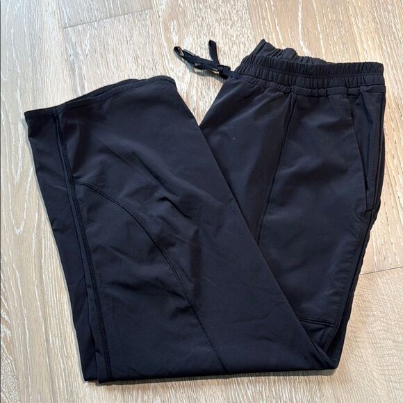 lululemon Final Play Crop Trackpant 23" Black Sz8 - Picture 1 of 13